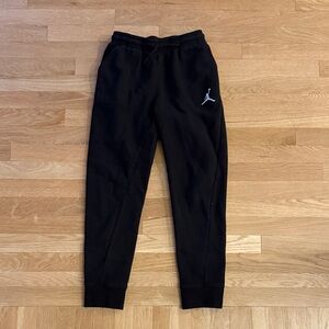 EUC Nike Jordan sweats boys large